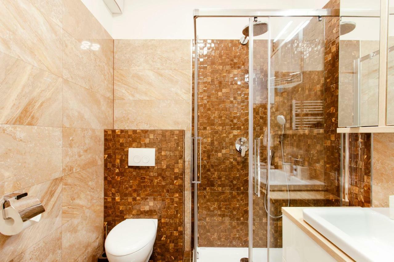 New Luxury Apartment Nives On Seaside Split Dış mekan fotoğraf