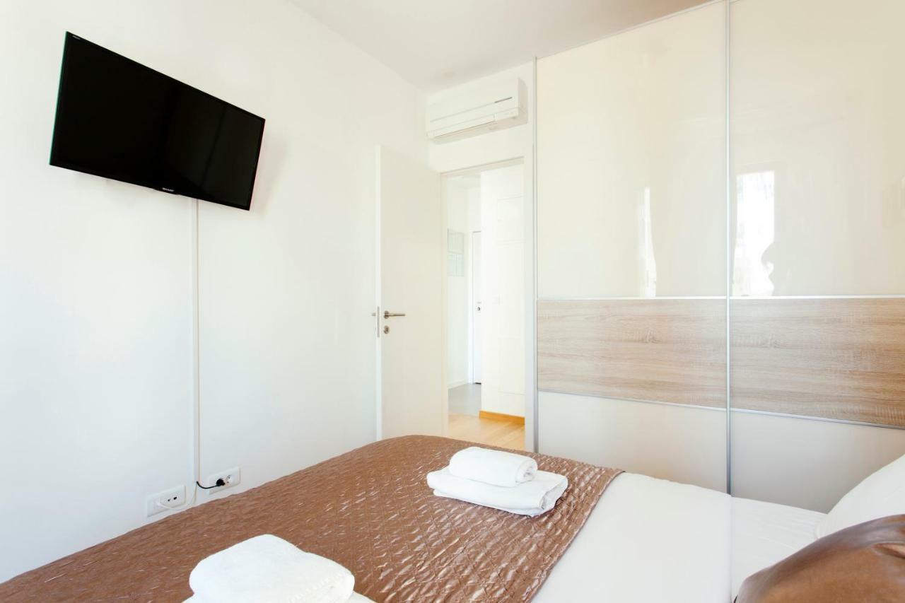 New Luxury Apartment Nives On Seaside Split Dış mekan fotoğraf